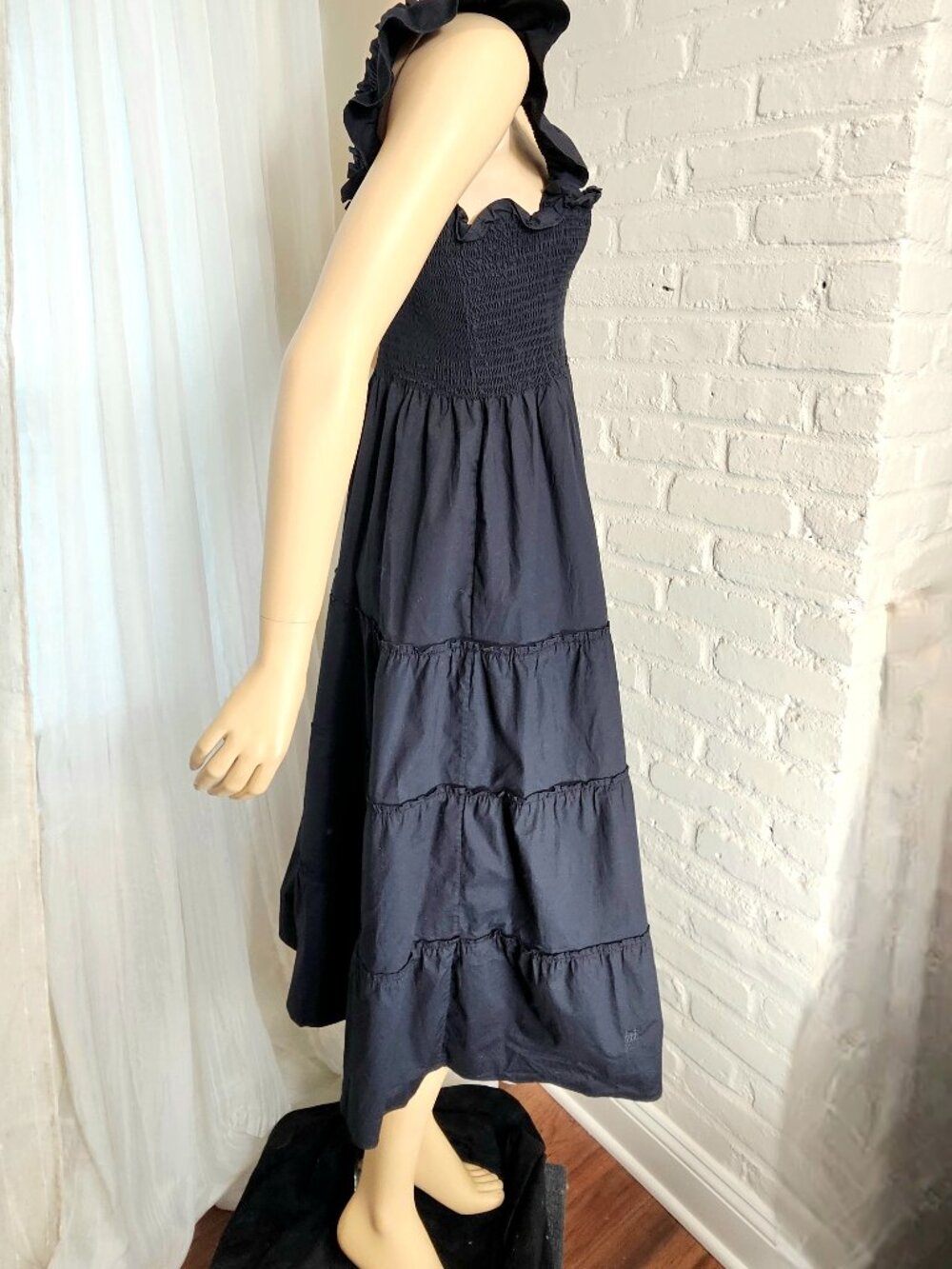 Hill House Home Ellie Nap Dress Black Size M Smocked Tiered Midi Ruffle Pockets - Picture 5 of 9